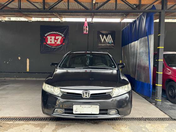 HONDA CIVIC 1.8 LXS 16V FLEX 4P AUTOMÁTICO
